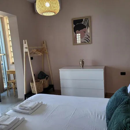 Angela Village Влёра